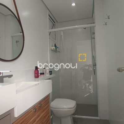 Apartamento com 109m², 3 quartos (sendo 1 suíte), 1 garagem, no bairro Canasvieiras em Florianópolis