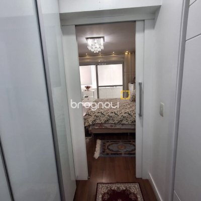 Casa com 235m², 3 quartos (sendo 1 suíte), 2 garagens, no bairro Pedra Branca em Palhoça