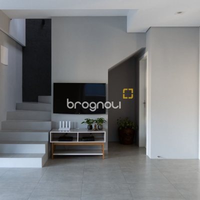 Casa com 151m², 3 quartos (sendo 1 suíte), 4 garagens, no bairro Ingleses em Florianópolis