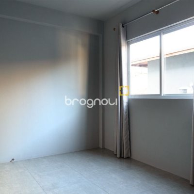 Casa com 151m², 3 quartos (sendo 1 suíte), 4 garagens, no bairro Ingleses em Florianópolis