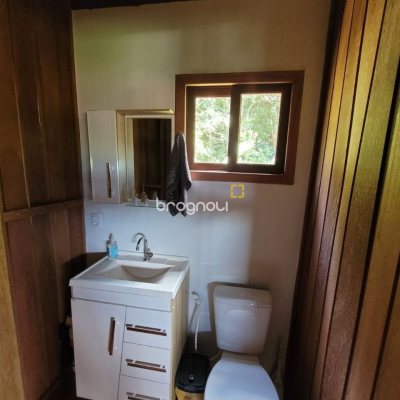 Casa com 210m², 3 quartos, 2 garagens, no bairro Ribeirão da Ilha em Florianópolis