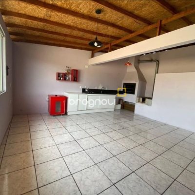 Casa com 189m², 3 quartos (sendo 1 suíte), 4 garagens, no bairro Nossa Senhora do Rosário em São José