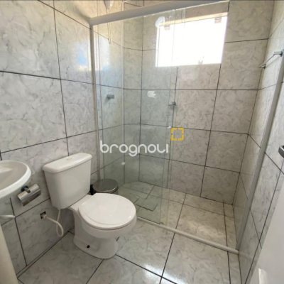 Casa com 189m², 3 quartos (sendo 1 suíte), 4 garagens, no bairro Nossa Senhora do Rosário em São José