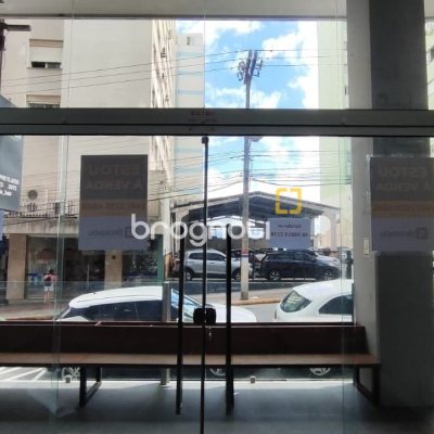 Loja com 68m², no bairro Centro em Florianópolis