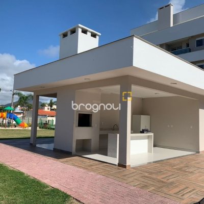 Apartamento com 83m², 2 quartos (sendo 1 suíte), 2 garagens, no bairro Ingleses em Florianópolis