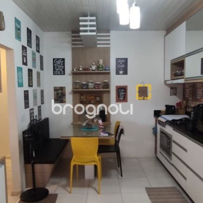 Casa, no bairro São João do Rio Vermelho em Florianópolis