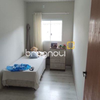 Casa, no bairro São João do Rio Vermelho em Florianópolis