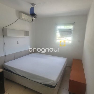 Casa com 82m², 2 quartos, 1 garagem, no bairro Agronômica em Florianópolis