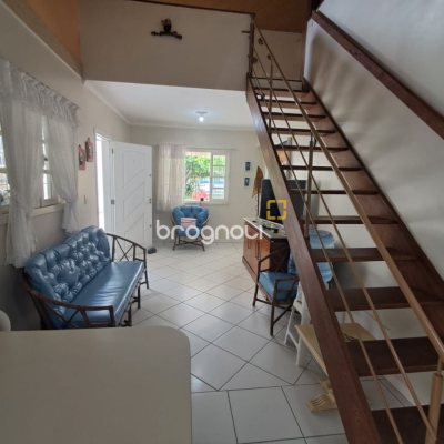 Casa com 140m², 4 quartos, 6 garagens, no bairro Ingleses em Florianópolis