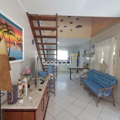 Casa com 140m², 4 quartos, 6 garagens, no bairro Ingleses em Florianópolis