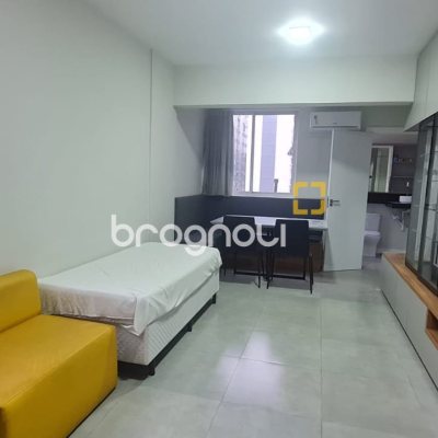 Studio com 47m², 1 quarto, 1 garagem, no bairro Centro em Florianópolis