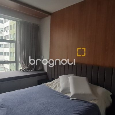 Studio com 47m², 1 quarto, 1 garagem, no bairro Centro em Florianópolis