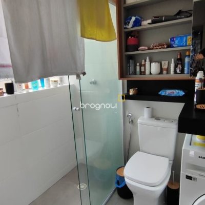 Studio com 47m², 1 quarto, 1 garagem, no bairro Centro em Florianópolis