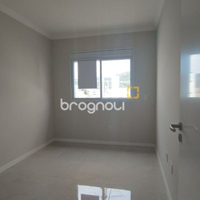 Apartamento com 116m², 2 quartos (sendo 1 suíte), 2 garagens, no bairro Ingleses em Florianópolis