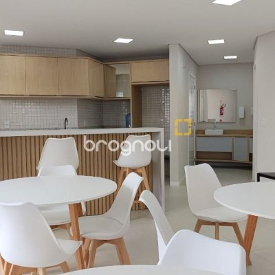 Apartamento com 116m², 2 quartos (sendo 1 suíte), 2 garagens, no bairro Ingleses em Florianópolis