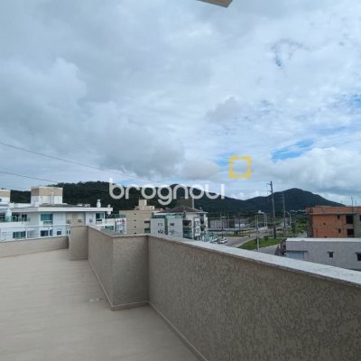 Cobertura com 164m², 3 quartos (sendo 1 suíte), 2 garagens, no bairro Ingleses em Florianópolis