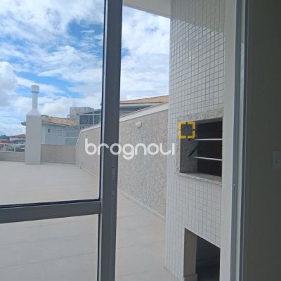 Cobertura com 196m², 3 quartos (sendo 1 suíte), 2 garagens, no bairro Ingleses em Florianópolis