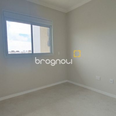 Cobertura com 196m², 3 quartos (sendo 1 suíte), 2 garagens, no bairro Ingleses em Florianópolis