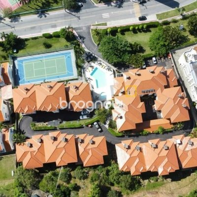 Apartamento com 76m², 3 quartos (sendo 1 suíte), 2 garagens, no bairro Praia Brava em Florianópolis