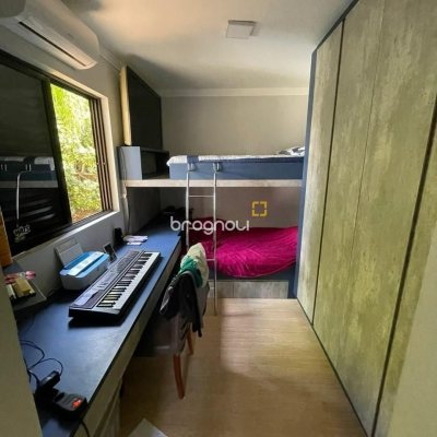 Apartamento com 76m², 3 quartos (sendo 1 suíte), 2 garagens, no bairro Praia Brava em Florianópolis