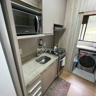 Apartamento com 76m², 3 quartos (sendo 1 suíte), 2 garagens, no bairro Praia Brava em Florianópolis