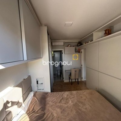 Apartamento com 76m², 3 quartos (sendo 1 suíte), 2 garagens, no bairro Praia Brava em Florianópolis