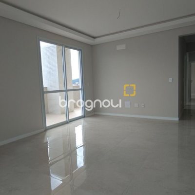 Cobertura com 171m², 3 quartos (sendo 1 suíte), 2 garagens, no bairro Ingleses em Florianópolis