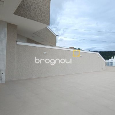 Cobertura com 171m², 3 quartos (sendo 1 suíte), 2 garagens, no bairro Ingleses em Florianópolis