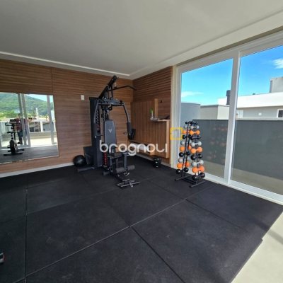 Apartamento com 35m², 1 quarto, 1 garagem, no bairro Campeche em Florianópolis
