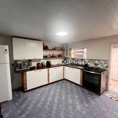 Casa com 115m², 3 quartos, 1 garagem, no bairro Saco dos Limões em Florianópolis