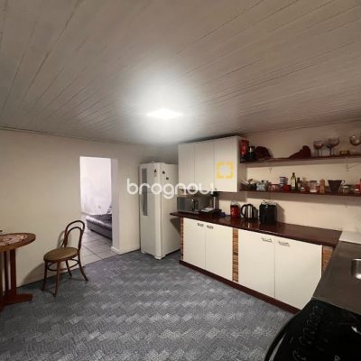 Casa com 115m², 3 quartos, 1 garagem, no bairro Saco dos Limões em Florianópolis