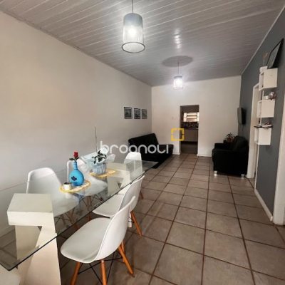 Casa com 115m², 3 quartos, 1 garagem, no bairro Saco dos Limões em Florianópolis
