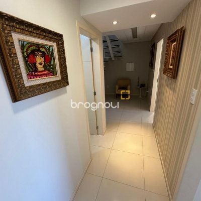 Cobertura com 118m², 3 quartos (sendo 1 suíte), 2 garagens, no bairro Trindade em Florianópolis