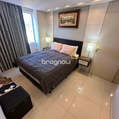 Cobertura com 118m², 3 quartos (sendo 1 suíte), 2 garagens, no bairro Trindade em Florianópolis
