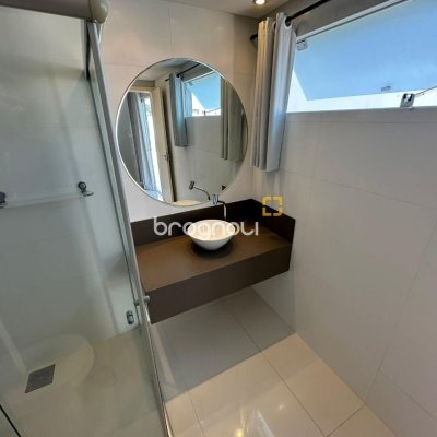 Cobertura com 118m², 3 quartos (sendo 1 suíte), 2 garagens, no bairro Trindade em Florianópolis