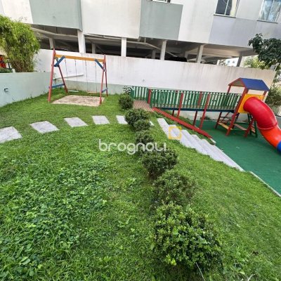 Cobertura com 118m², 3 quartos (sendo 1 suíte), 2 garagens, no bairro Trindade em Florianópolis