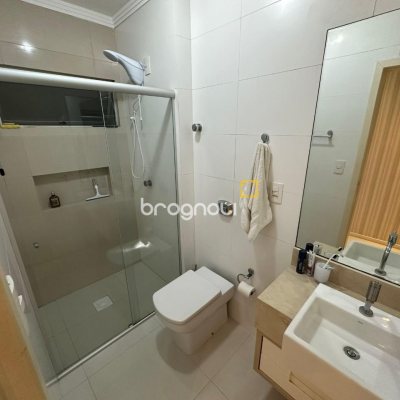 Cobertura com 118m², 3 quartos (sendo 1 suíte), 2 garagens, no bairro Trindade em Florianópolis