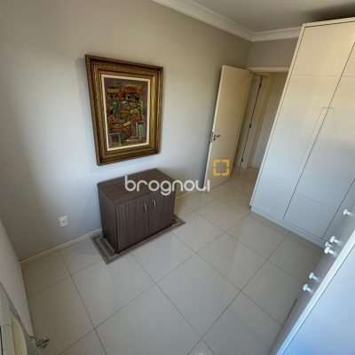 Cobertura com 118m², 3 quartos (sendo 1 suíte), 2 garagens, no bairro Trindade em Florianópolis