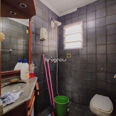 Casa com 389m², 6 quartos (sendo 2 suítes), 4 garagens, no bairro Nossa Senhora do Rosário em São José