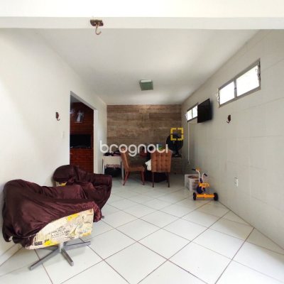 Casa com 389m², 6 quartos (sendo 2 suítes), 4 garagens, no bairro Nossa Senhora do Rosário em São José