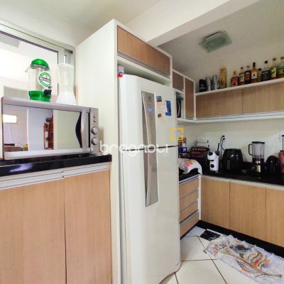 Casa com 389m², 6 quartos (sendo 2 suítes), 4 garagens, no bairro Nossa Senhora do Rosário em São José