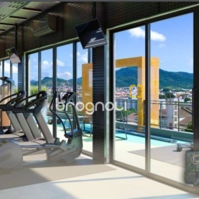 Apartamento com 184m², 4 quartos (sendo 3 suítes), 2 garagens, no bairro Ingleses em Florianópolis