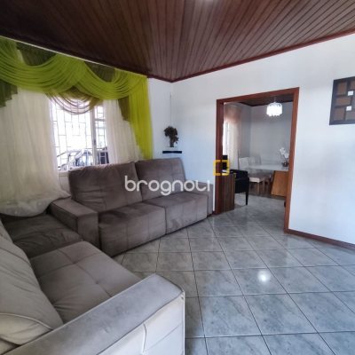 Casa com 563m², 2 garagens, no bairro Ingleses em Florianópolis