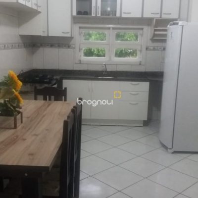 Casa com 563m², 2 garagens, no bairro Ingleses em Florianópolis