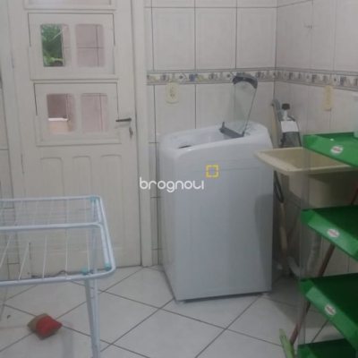 Casa com 563m², 2 garagens, no bairro Ingleses em Florianópolis