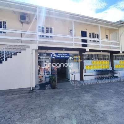 Casa com 563m², 2 garagens, no bairro Ingleses em Florianópolis