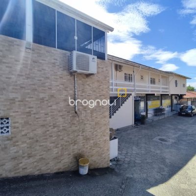 Casa com 563m², 2 garagens, no bairro Ingleses em Florianópolis