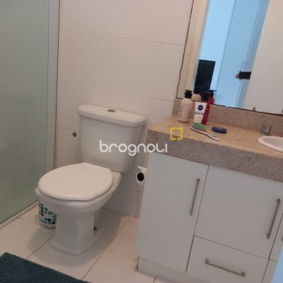 Casa com 150m², 4 quartos (sendo 2 suítes), 2 garagens, no bairro Canasvieiras em Florianópolis