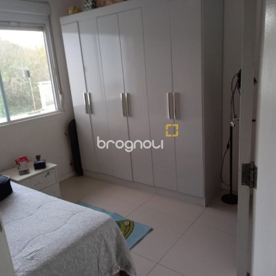 Casa com 150m², 4 quartos (sendo 2 suítes), 2 garagens, no bairro Canasvieiras em Florianópolis
