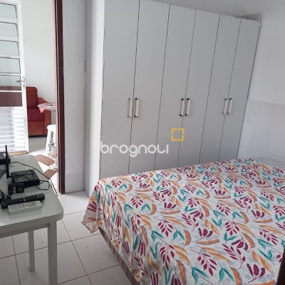 Casa com 150m², 4 quartos (sendo 2 suítes), 2 garagens, no bairro Canasvieiras em Florianópolis